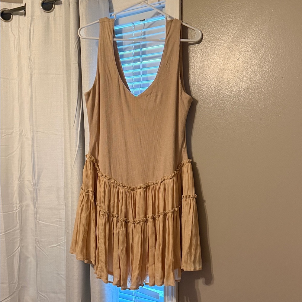G/FORE Beige Sleeveless Tiered Swing Dress